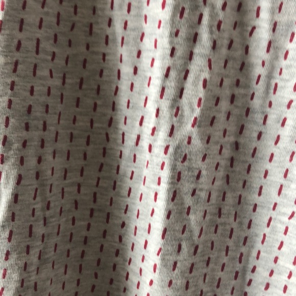 Lululemon t shirt - Picture 4 of 7